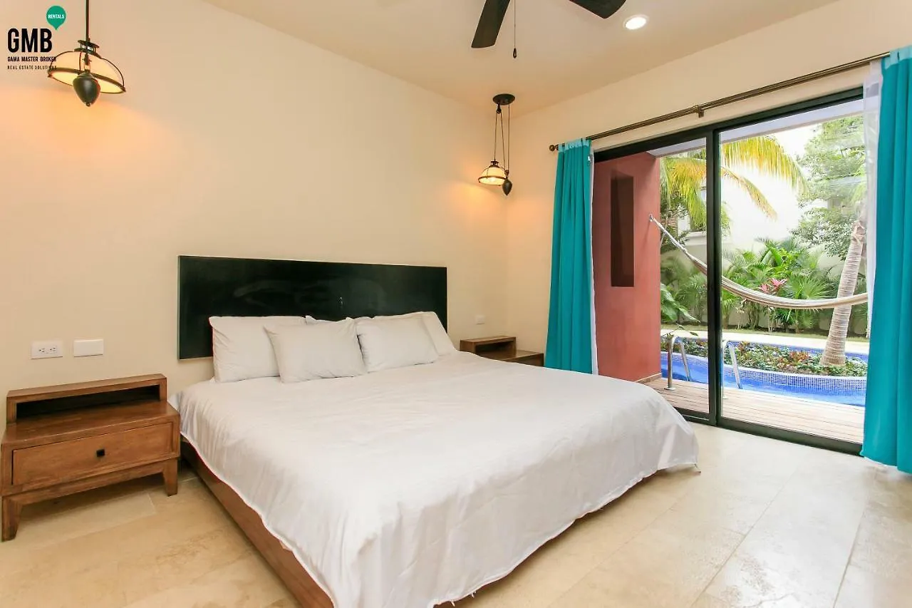 Apartment Swim Up- 2 Bdr & 2 Bike In Tulum 0*,  Mexico