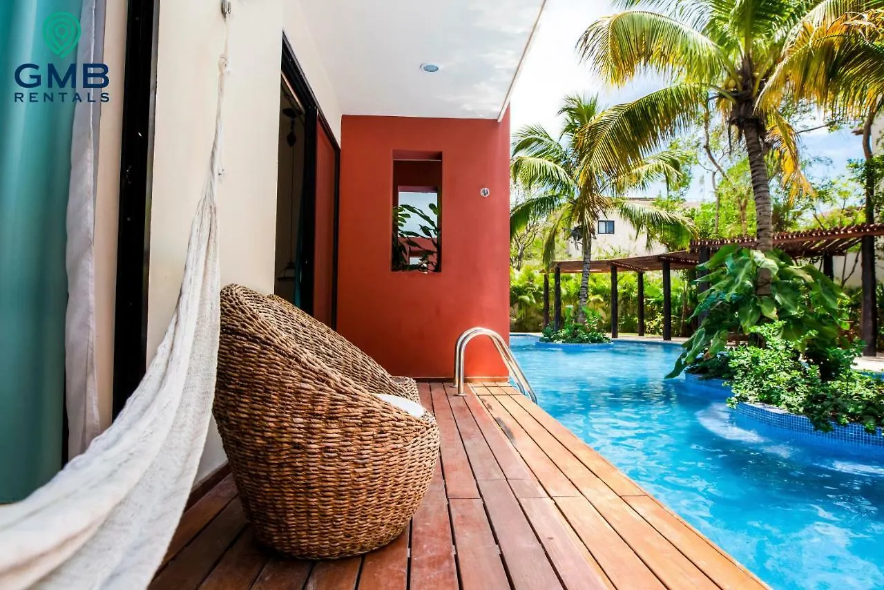 Apartment Swim Up- 2 Bdr & 2 Bike In Tulum Mexico