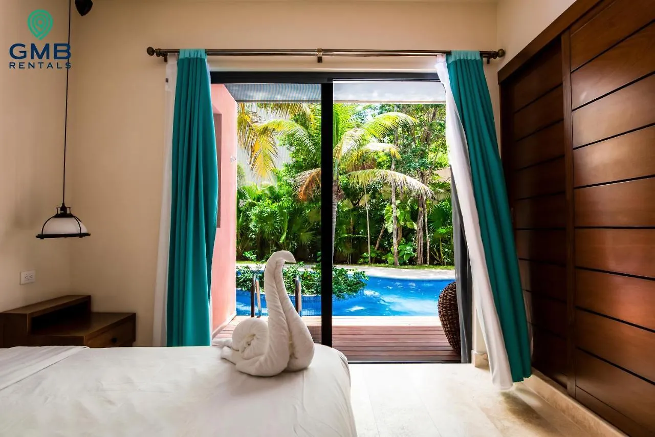 Apartment Swim Up- 2 Bdr & 2 Bike In Tulum Mexico